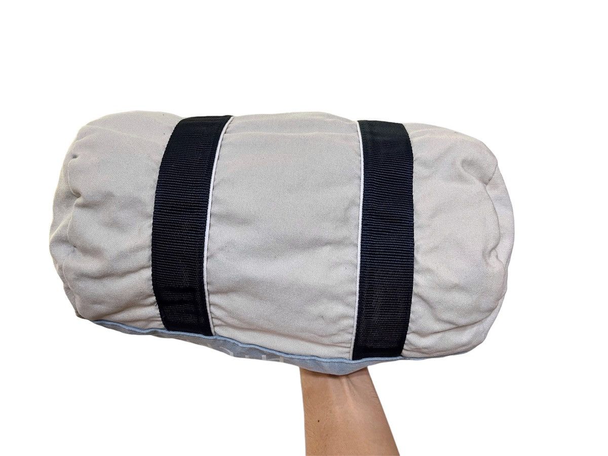 Vintage 90s TOMMY HILFIGER CROSSBODY SLING BAG