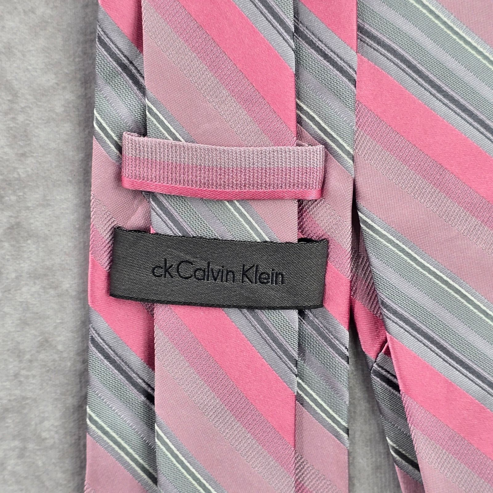 Calvin Klein Calvin Klein Pink Gray Stripe 100% Silk Men's Neck Tie NWOT Size 30 - 4 Thumbnail