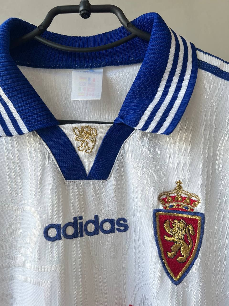 Vintage 1997/98 REAL ZARAGOZA HOME SOCCER JERSEY FOOTBALL SHIRT SZ L Size US L / EU 52-54 / 3 - 3 Thumbnail
