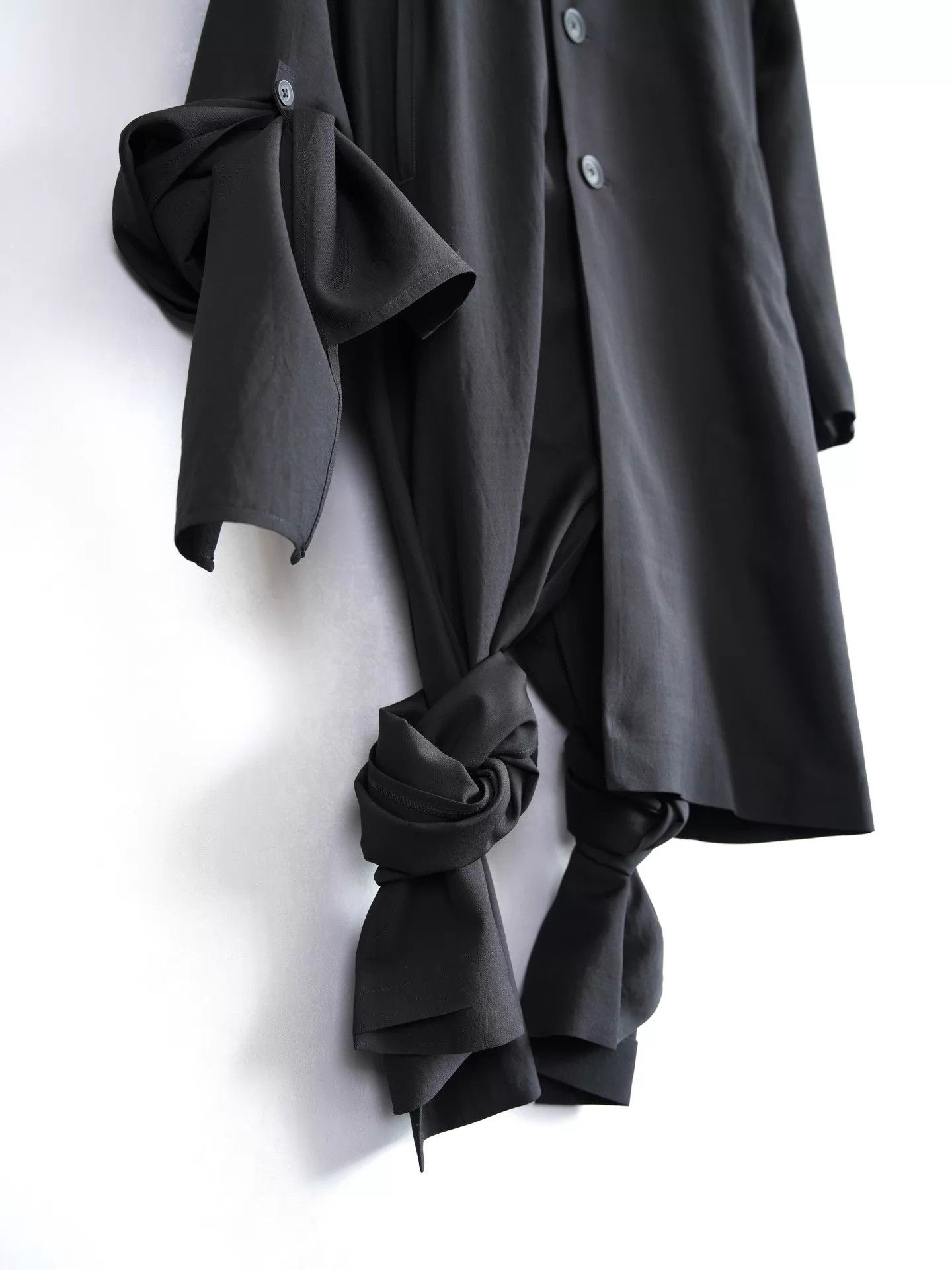 Yohji Yamamoto Yohji Yamamoto 24SS Knot Asymmetric Coat Size US S / EU 44-46 / 1 - 7 Thumbnail