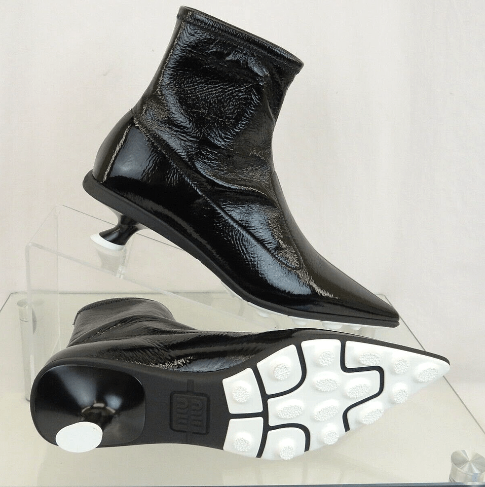Miu Miu o1la1rc1a0724 Heeled Boot in Black Size US 7 / IT 37 - 2 Thumbnail