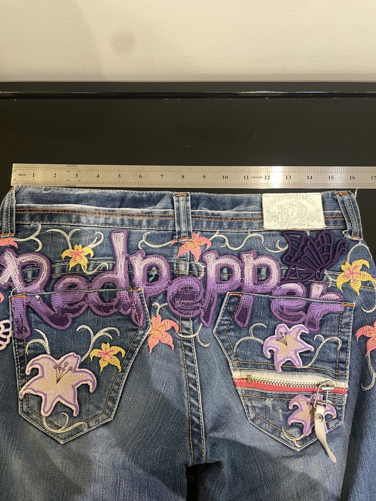 Hysteric Glamour Y2K Red Pepper Flare Jeans Floral Butterfly Embroidery Size 32" / US 10 / IT 46 - 11 Thumbnail