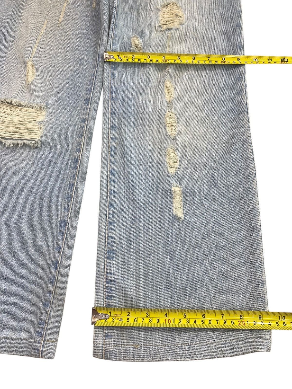 Abercrombie & Fitch Abercrombie & Fitch Light Blue Wash Style Distressed Jeans Size US 30 / EU 46 - 8 Thumbnail