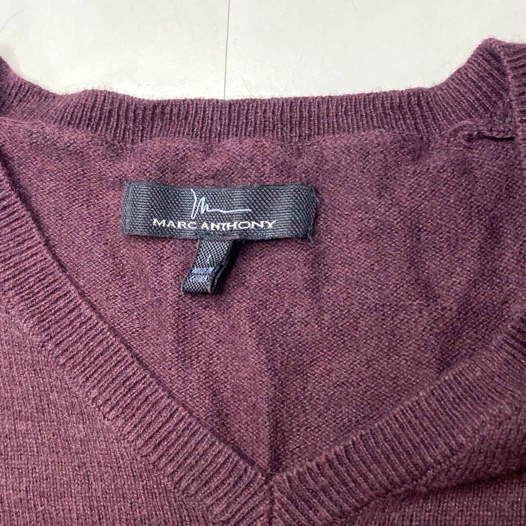 Vintage Marc Anthony Sweater Mens Large Maroon V-Neck Knit Pullover Cashmere Blend Size US L / EU 52-54 / 3 - 7 Thumbnail