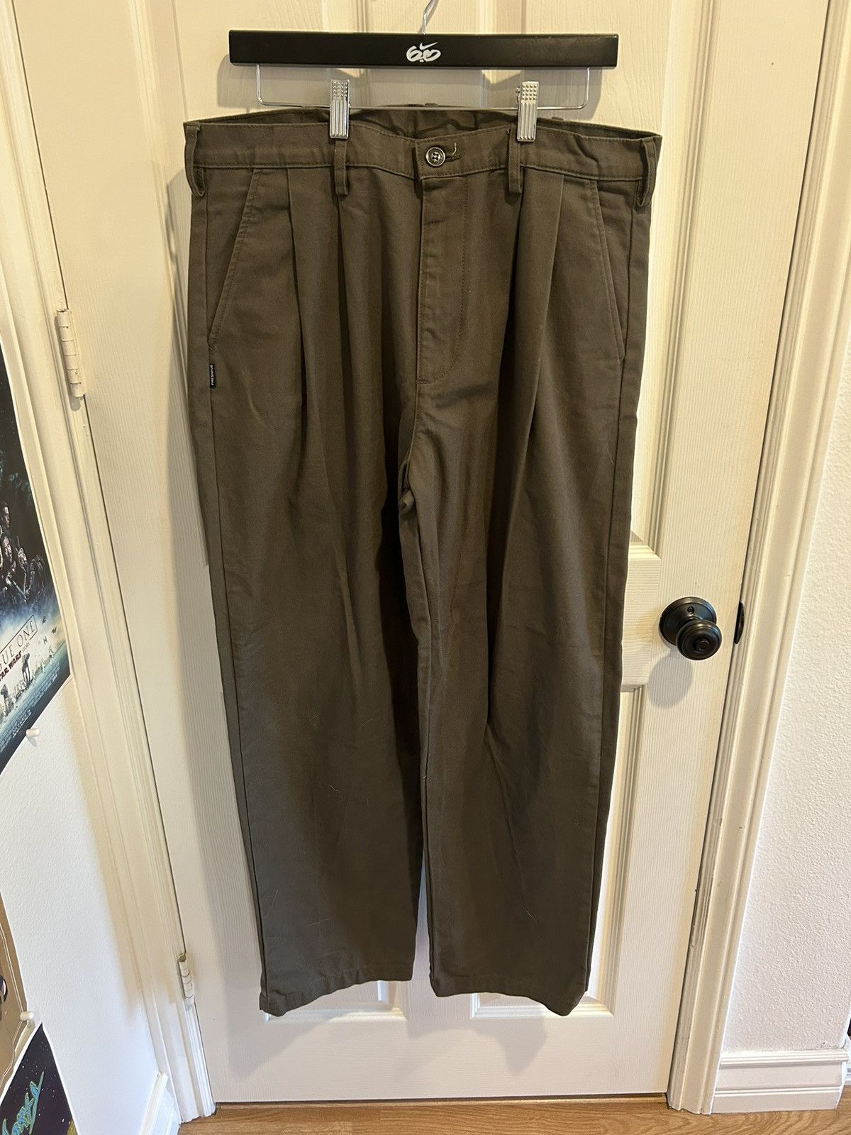 Freshjive Freshjive mens pleaded pants Size US 36 / EU 52 - 1 Thumbnail