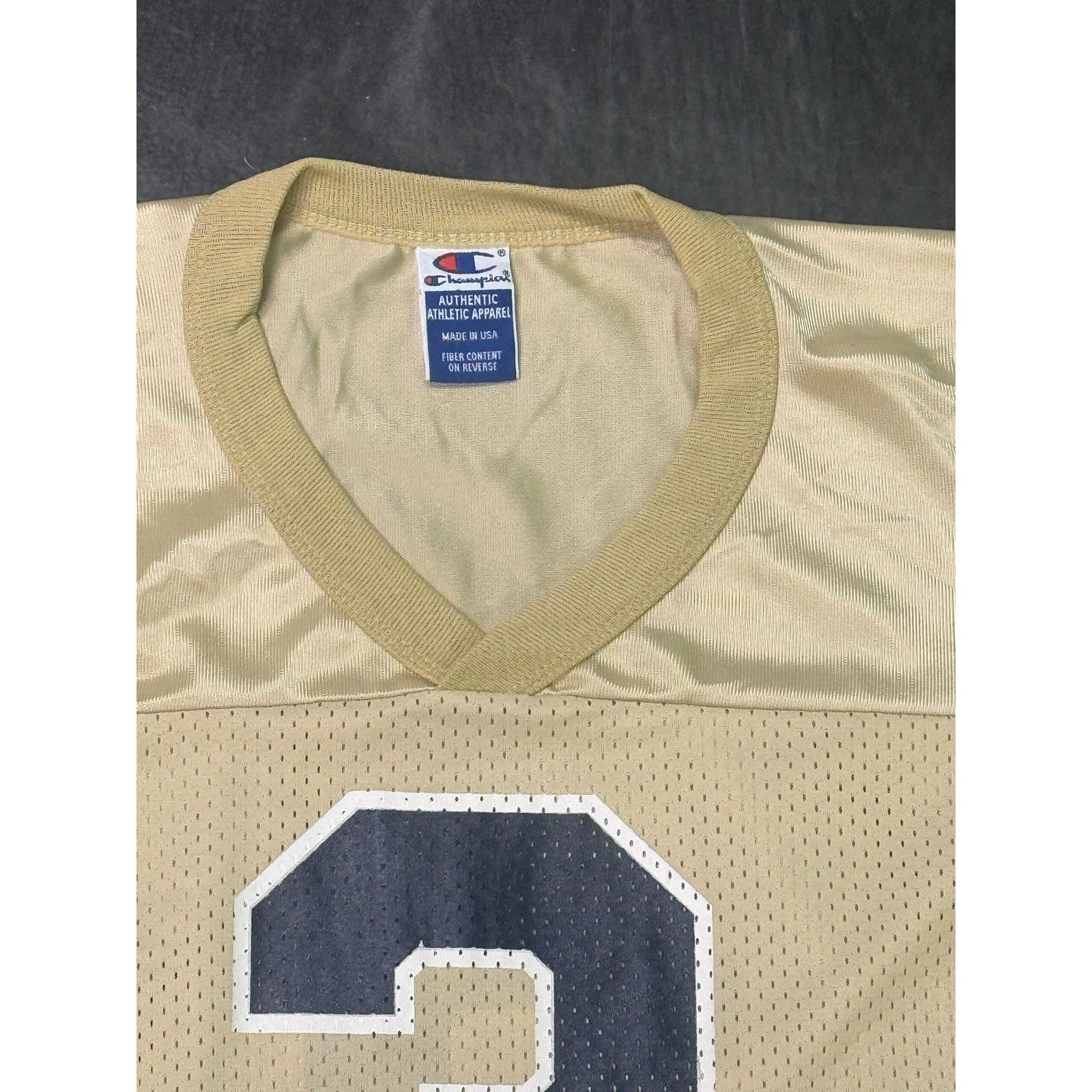 Champion Vintage Champion Notre Dame #3 Football Jersey - Size 40 Size US M / EU 48-50 / 2 - 3 Thumbnail