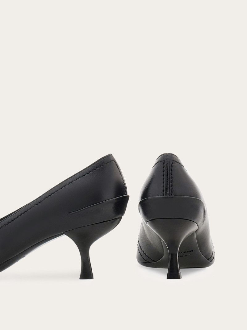 Salvatore Ferragamo o1s1rm1225 Kitten Heel Loafers in Black Size US 8 / IT 38 - 6 Thumbnail