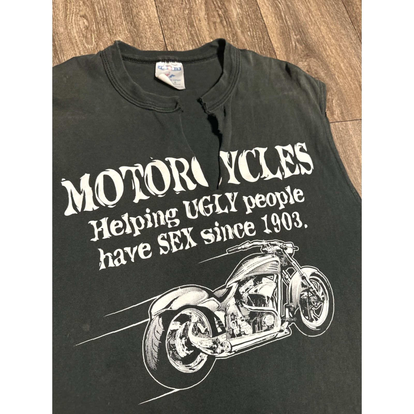 Jerzees VINTAGE 90s Motorcycles Helping Ugly People Have Sex Funny Chopped Cutoff Tee L Shirt Men Black L Size US L / EU 52-54 / 3 - 2 Thumbnail