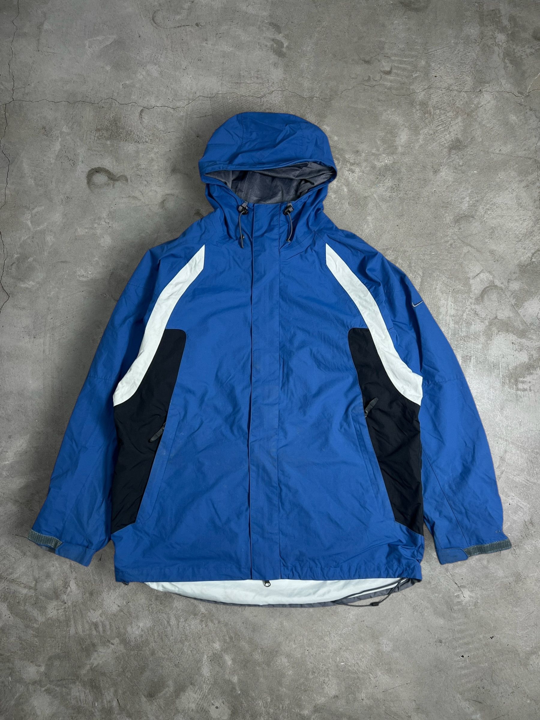 Nike Nike Gorpcore Polyester Jacket (L) JK849 Size US L / EU 52-54 / 3 - 1 Thumbnail