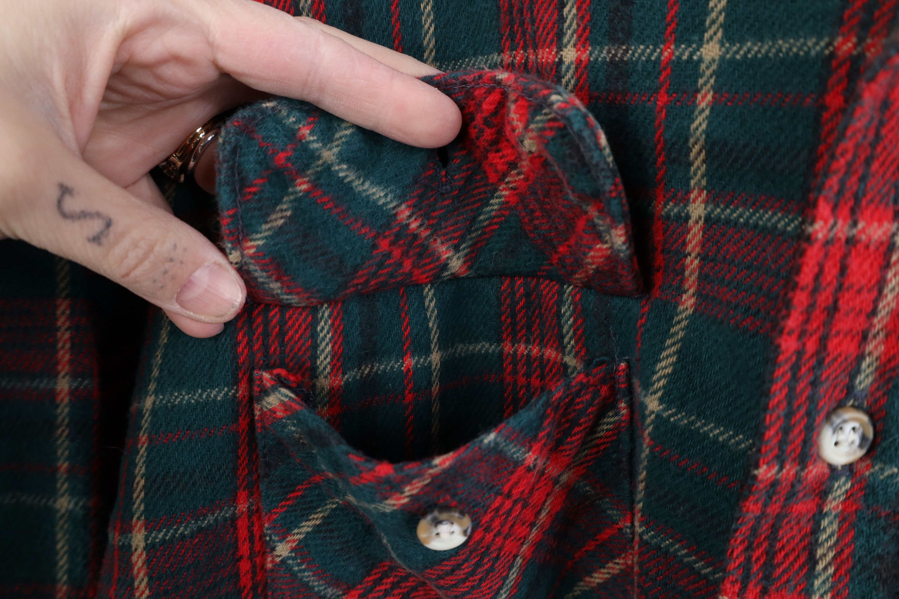 FiveBrother Vintage 90s Five Brother Heavyweight Button Shirt Plaid USA Size US XL / EU 56 / 4 - 4 Thumbnail