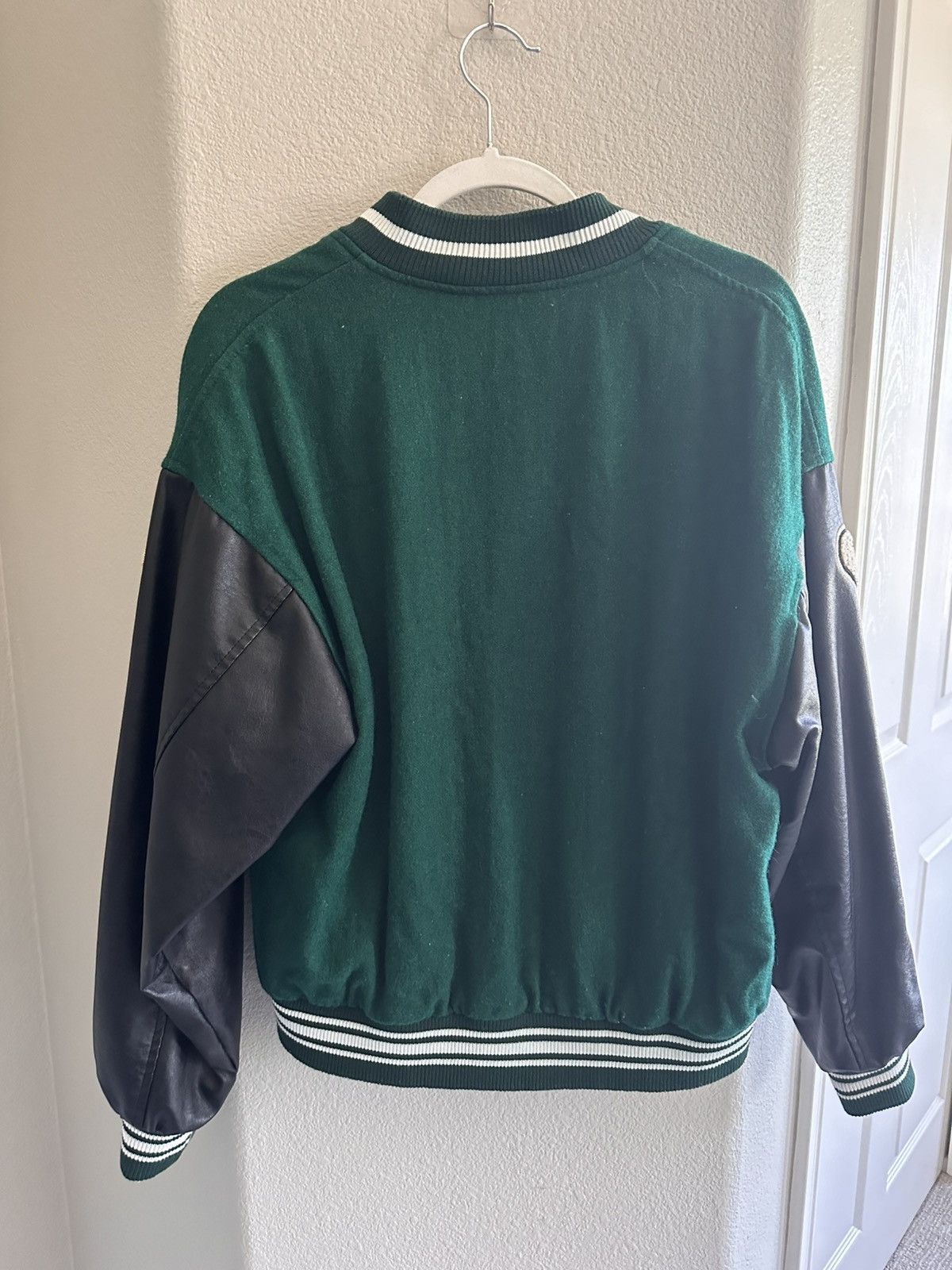 Hypebeast × Japanese Brand Black Air Aelfric Eden Bones Varsity Jacket Size US S / EU 44-46 / 1 - 2 Thumbnail