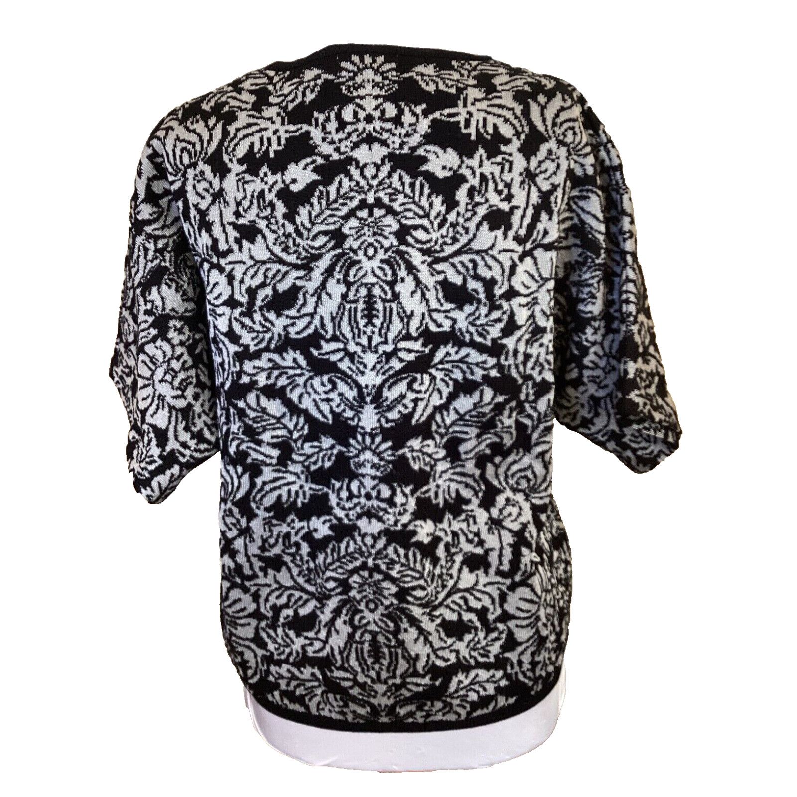 Calvin Klein CALVIN KLEIN SILVER METALLIC BLACK FLORAL SWEATER - NWT SZ L Size L / US 10 / IT 46 - 4 Thumbnail