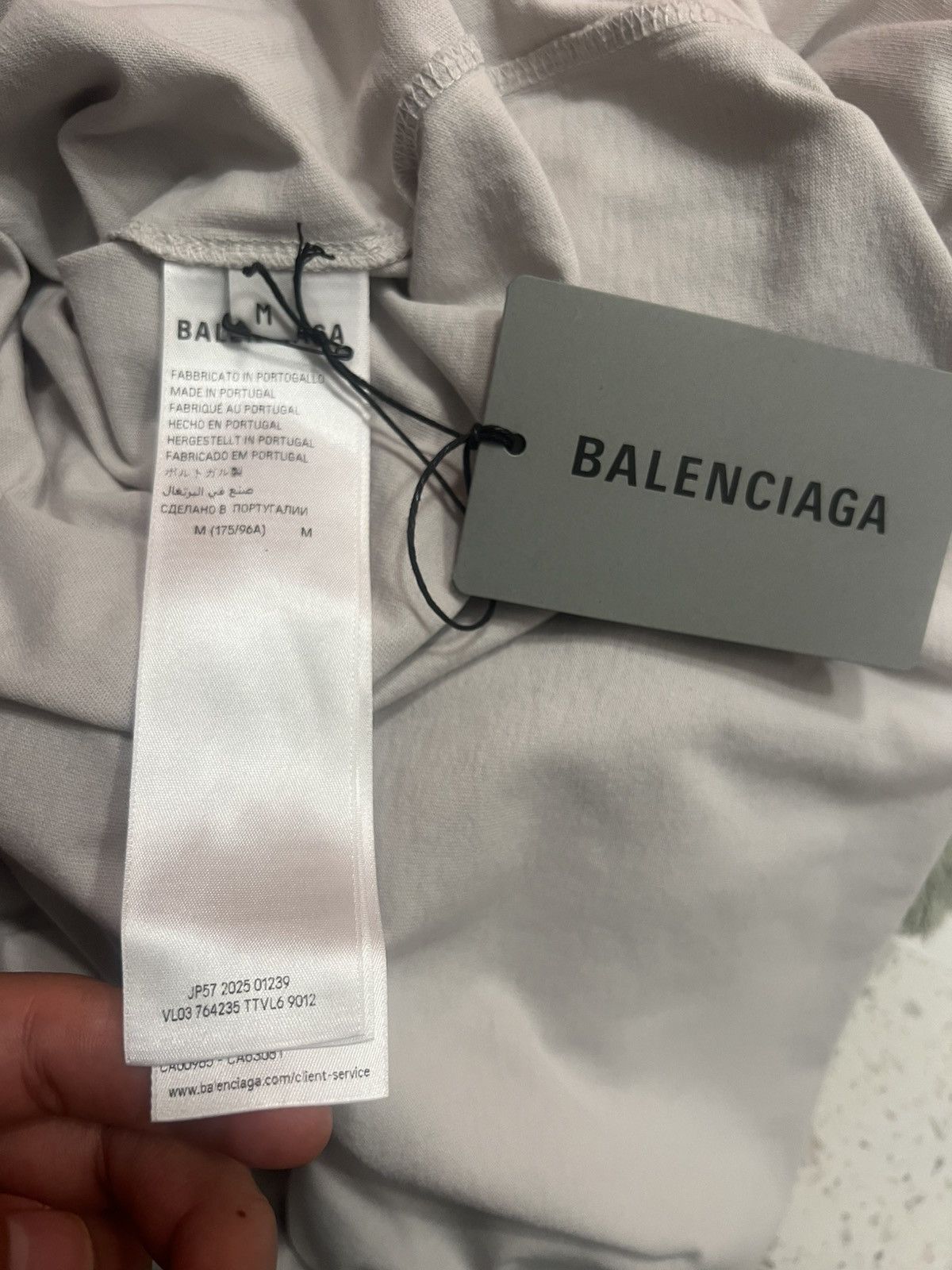 Balenciaga Balenciaga Distressed t-shirt Size US M / EU 48-50 / 2 - 5 Thumbnail