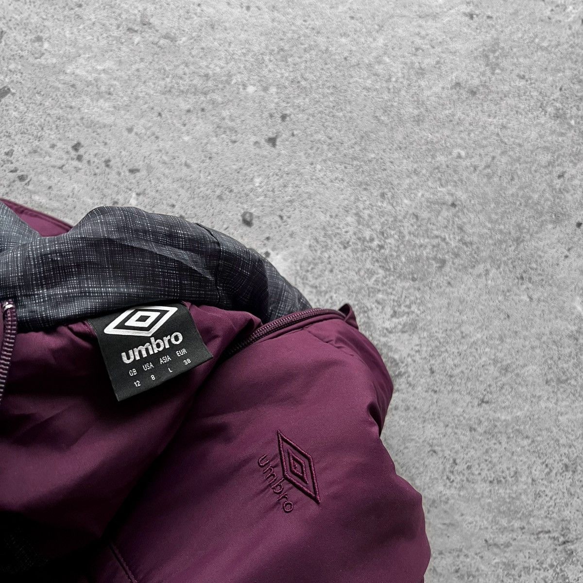 Umbro Umbro Womens Purple Long Sleeve Hooded Jacket Full Zip Size M / US 6-8 / IT 42-44 - 11 Thumbnail