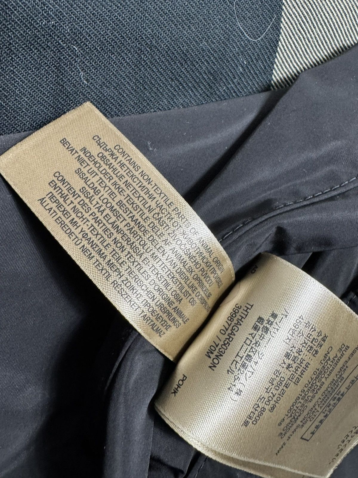Burberry Burberry London England Nylon Black Light Bomber Jacket Size US XL / EU 56 / 4 - 13 Thumbnail