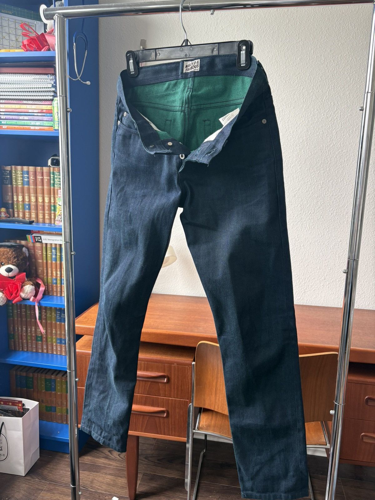 Naked & Famous Weird Guy Green Weft Selvedge Size US 29 - 2 Thumbnail