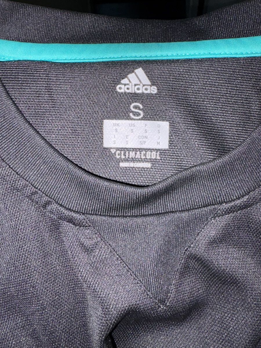 Adidas Real Madrid Away Kit 2017/18 Size US S / EU 44-46 / 1 - 3 Thumbnail