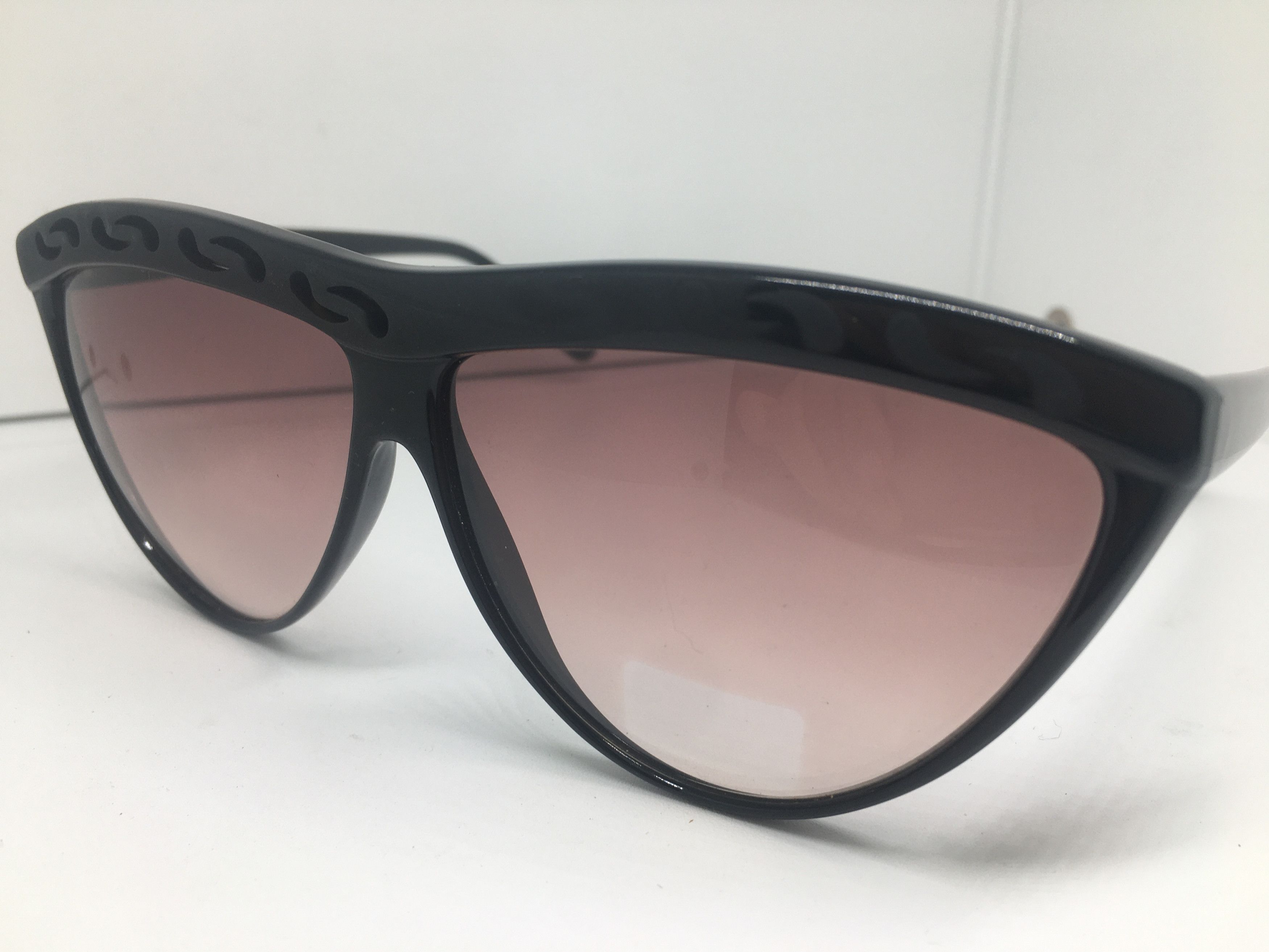 Vintage Vintage 80s Vertice Asymmetric Woman Sunglasses Italy Size ONE SIZE - 3 Thumbnail