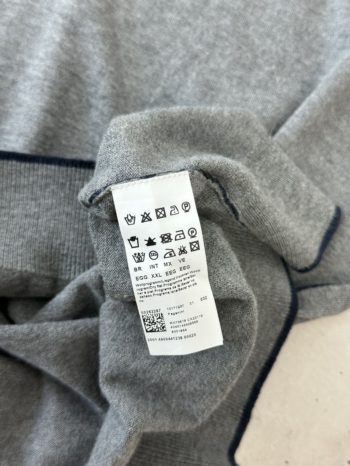 Hugo Boss Hugo Boss Slim Fit Cotton Wool Grey V-neck Sweater Size US XL / EU 56 / 4 - 11 Thumbnail