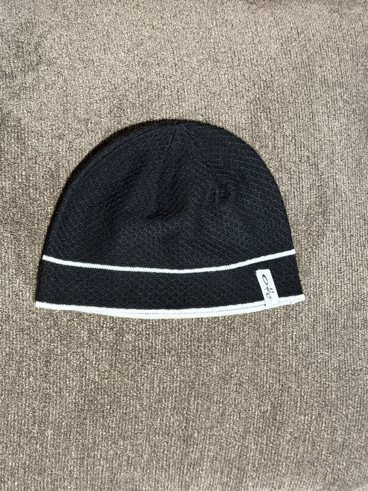 Oakley vintage oakley knit beanie. Size ONE SIZE - 4 Thumbnail