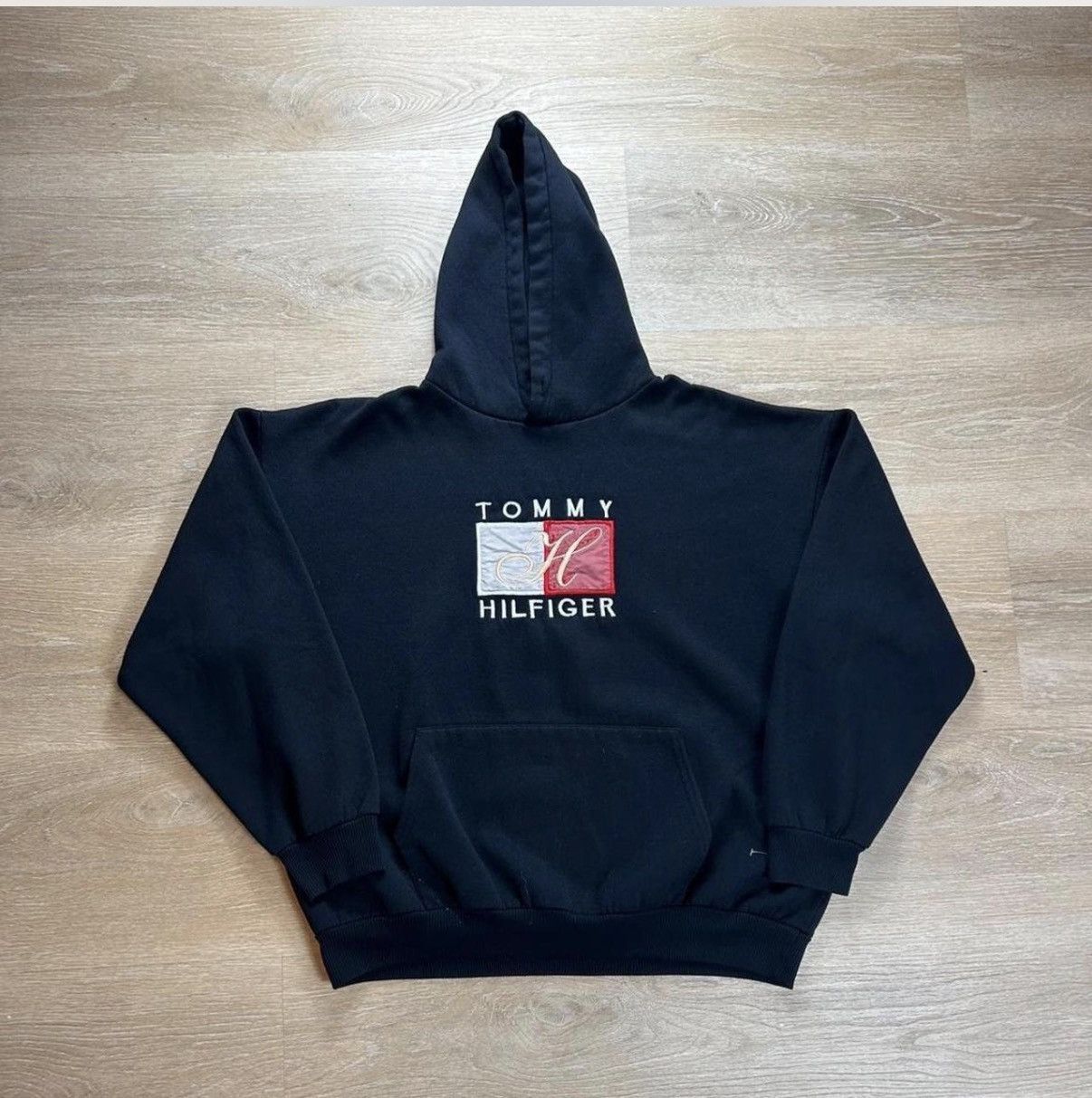 Tommy Hilfiger (RARE) Vintage Tommy Hilfiger Hoodie Size US XL / EU 56 / 4 - 1 Thumbnail