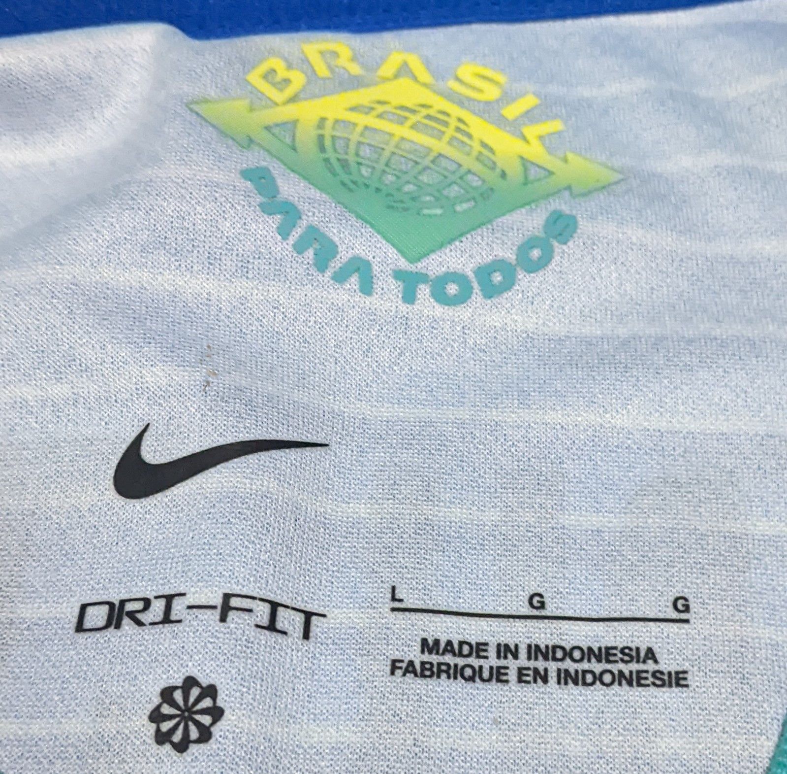 Nike Brazil away 2024 vini jr jersey football shirt Size US L / EU 52-54 / 3 - 5 Thumbnail