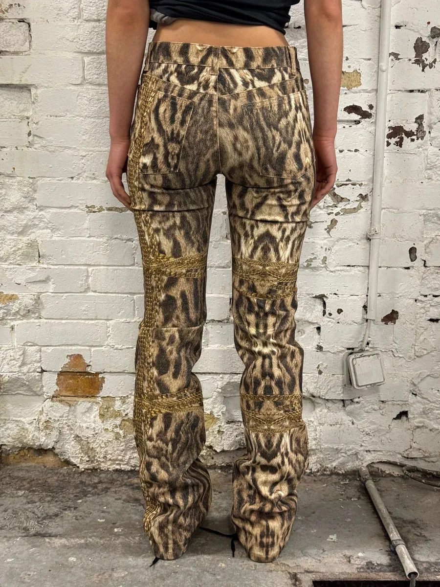 Roberto Cavalli 2000s Roberto Cavalli Leopard & Gold Chains Pants Size 24" / US 00 / IT 34 - 3 Thumbnail