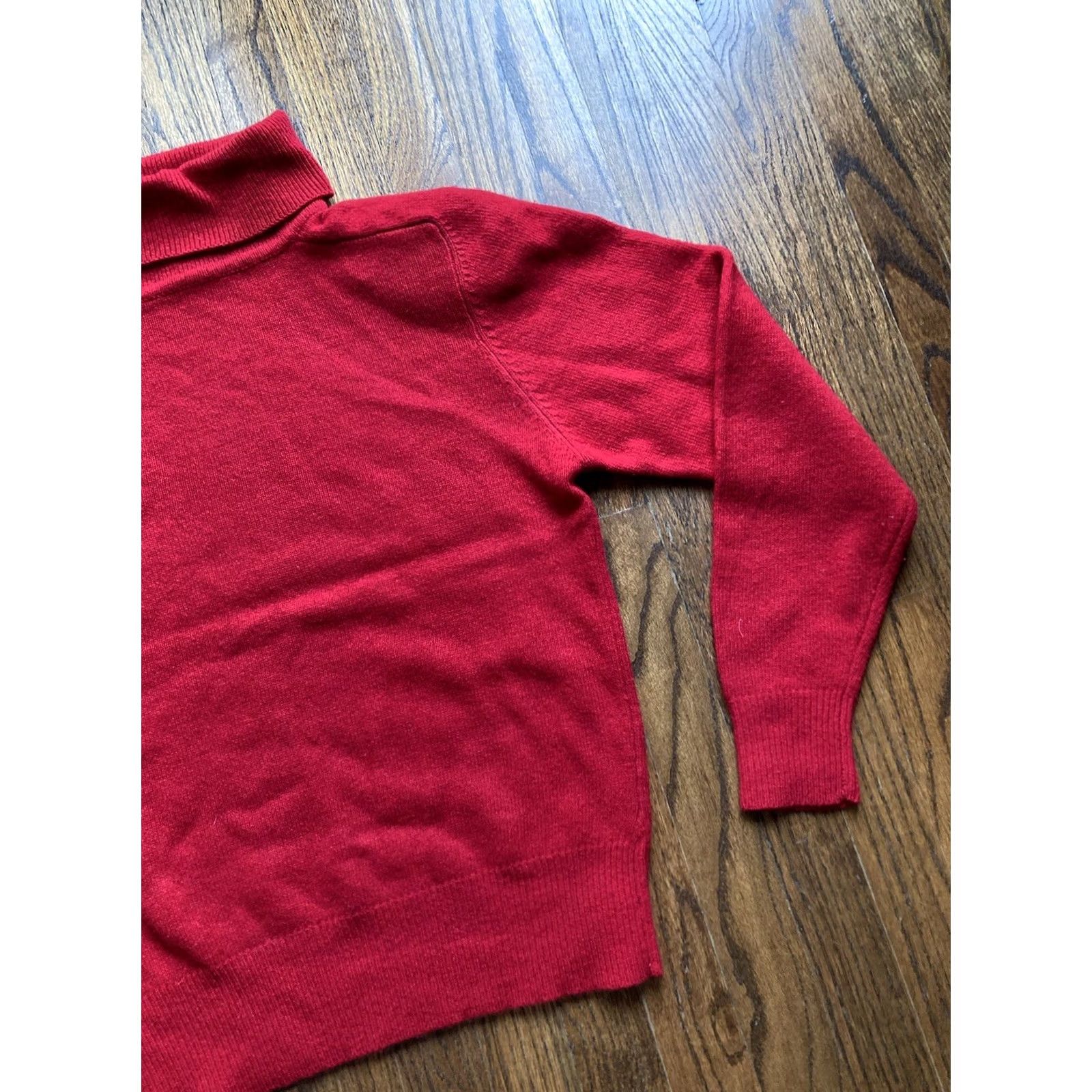 Vintage VINTAGE L.L. Bean Sweater Womens Size M Wool Turtleneck Red Knit Padded Pullover Long Sleeve Shoulder Pads Merchants Allowance: None Size M / US 6-8 / IT 42-44 - 3 Thumbnail