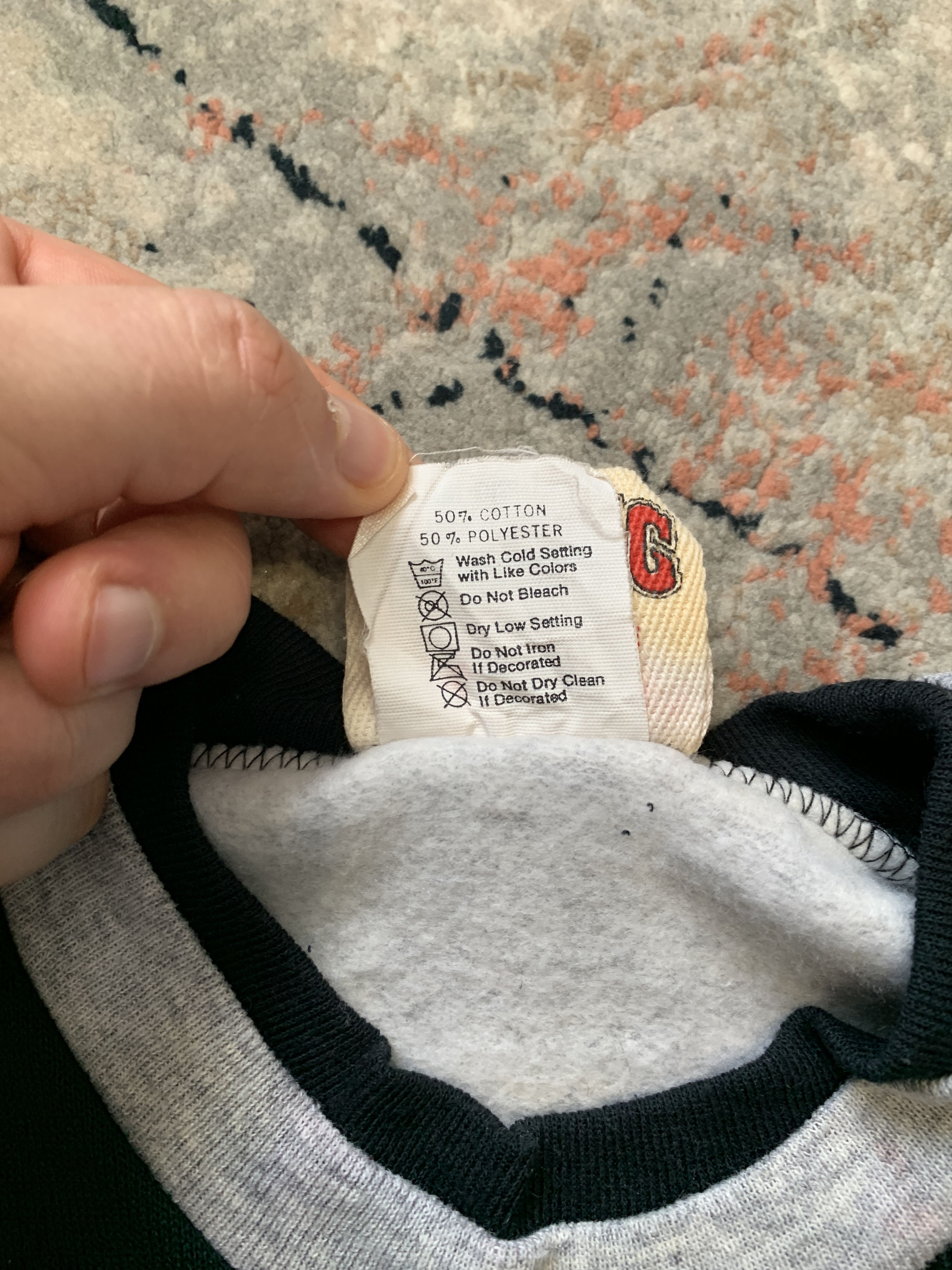 Nutmeg Nutmeg Mills QUEEN ELIZABETH 2 Vintage Sweatshirt Size US XL / EU 56 / 4 - 9 Thumbnail