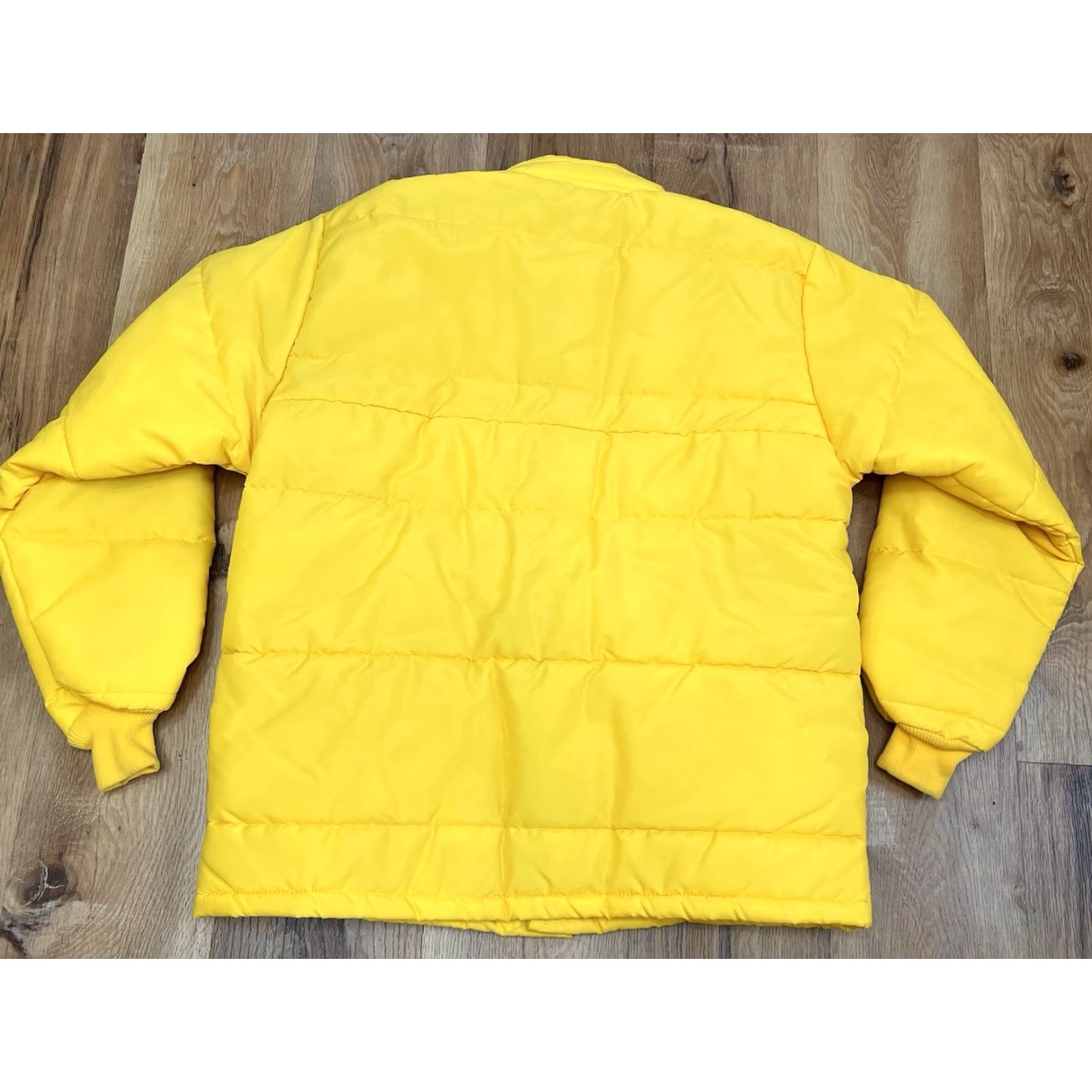 Vintage VINTAGE Swingster 80s Puffer Jacket Solid Yellow L Men Full Zip Quilted Stand-Up Collar Mid-Length Size US L / EU 52-54 / 3 - 5 Thumbnail