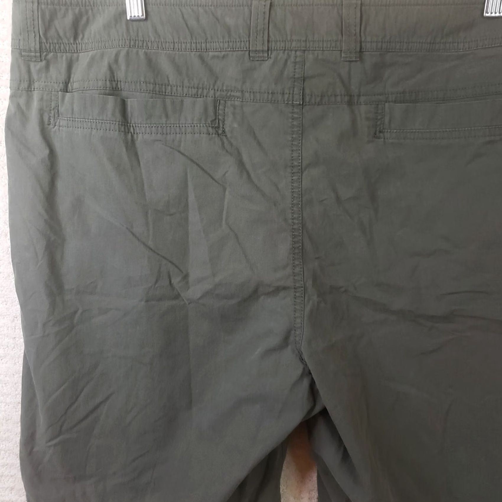 ExOfficio VINTAGE ExOfficio Shorts Mens 42x9.5 Green Khaki Cargo Pocket Outdoor Cotton Nylon Size US 42 / EU 58 - 6 Thumbnail