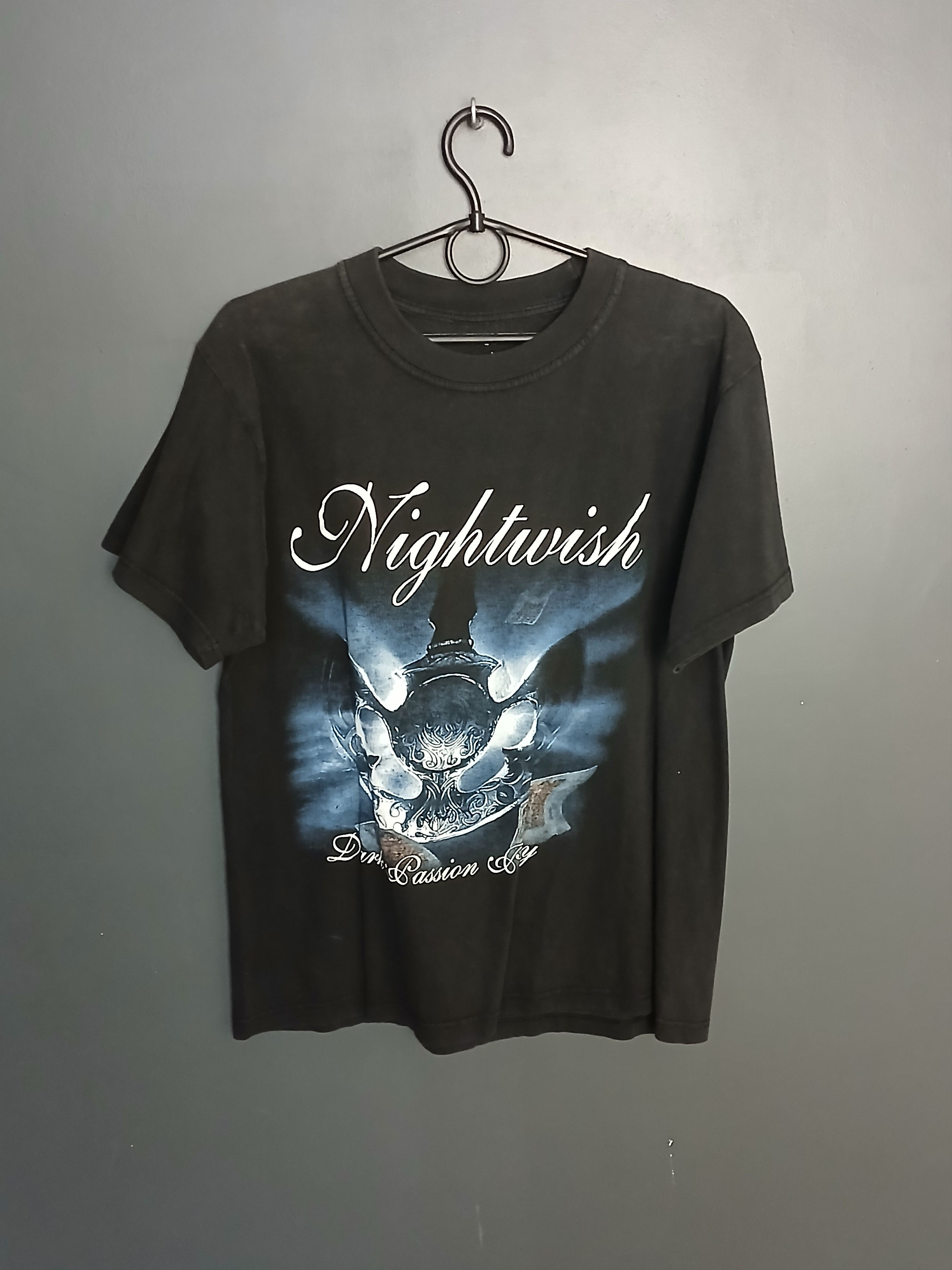 Band Tees × Vintage Vintage Nightwish Dark Passion Play T-Shirt Size US M / EU 48-50 / 2 - 1 Thumbnail