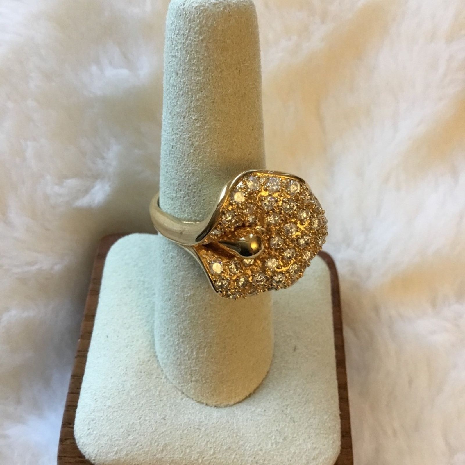 Other Gold Lily Crystal Statement Cocktail Ring Size ONE SIZE - 4 Thumbnail