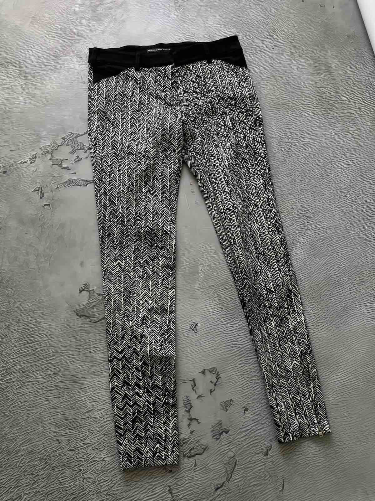 Balenciaga Balenciaga Pants Luxury Black & White Women’s Size 28" / US 6 / IT 42 - 1 Thumbnail