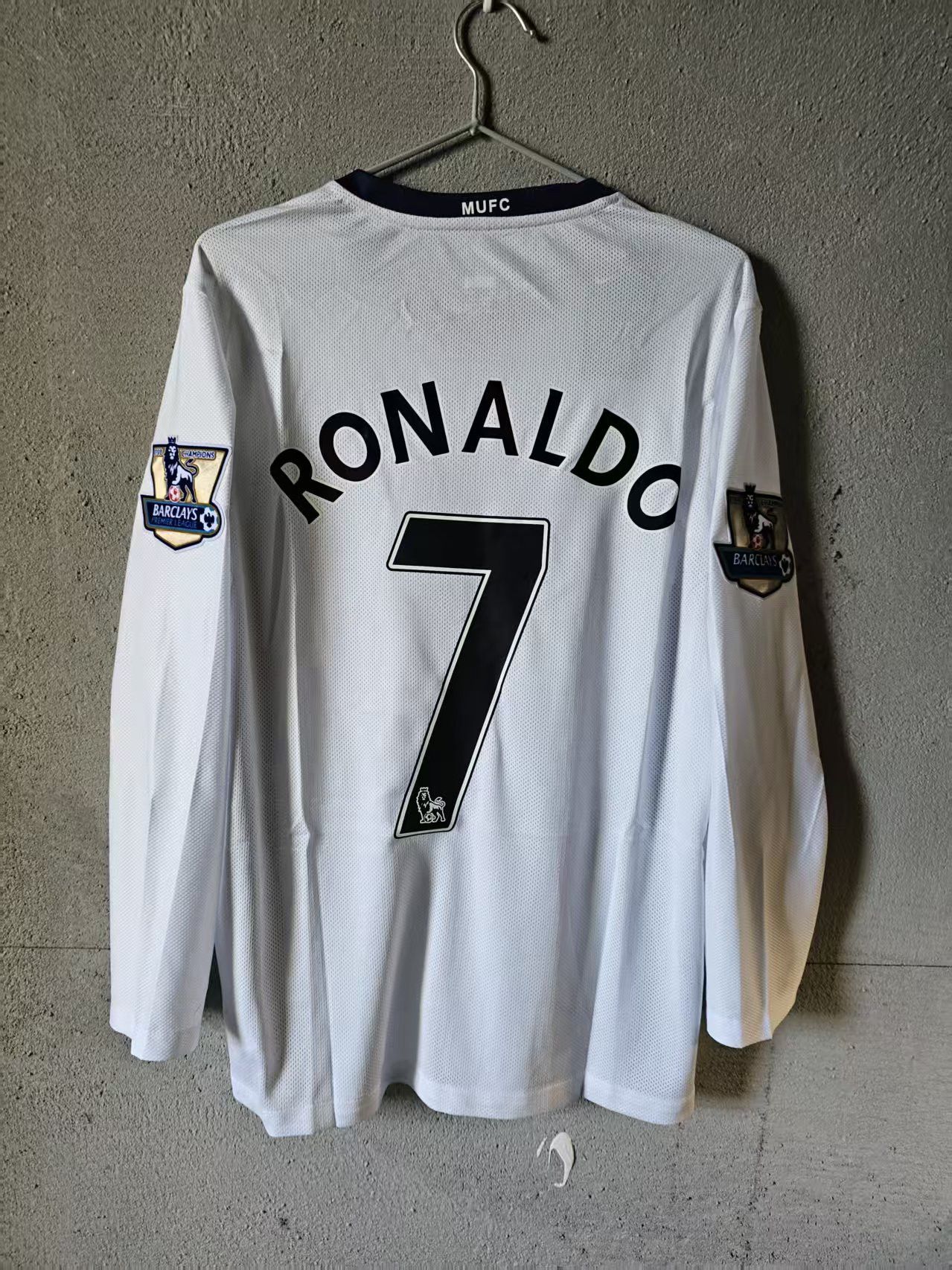 Other 2008 2009 MUFC 7 C Ronaldo Jersey Away Longsleeve Size US L / EU 52-54 / 3 - 2 Thumbnail