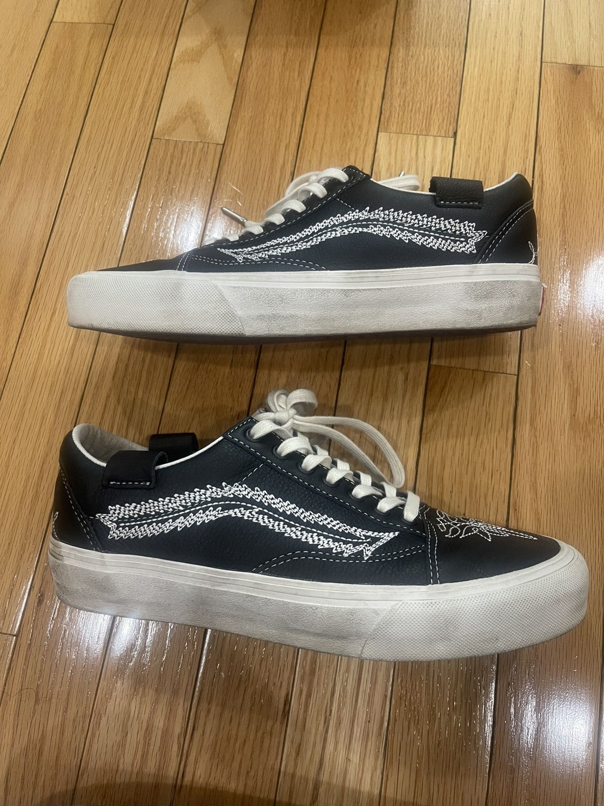 Vans Shane Gonzales Vans Old Skool Size US 9 / EU 42 - 1 Thumbnail