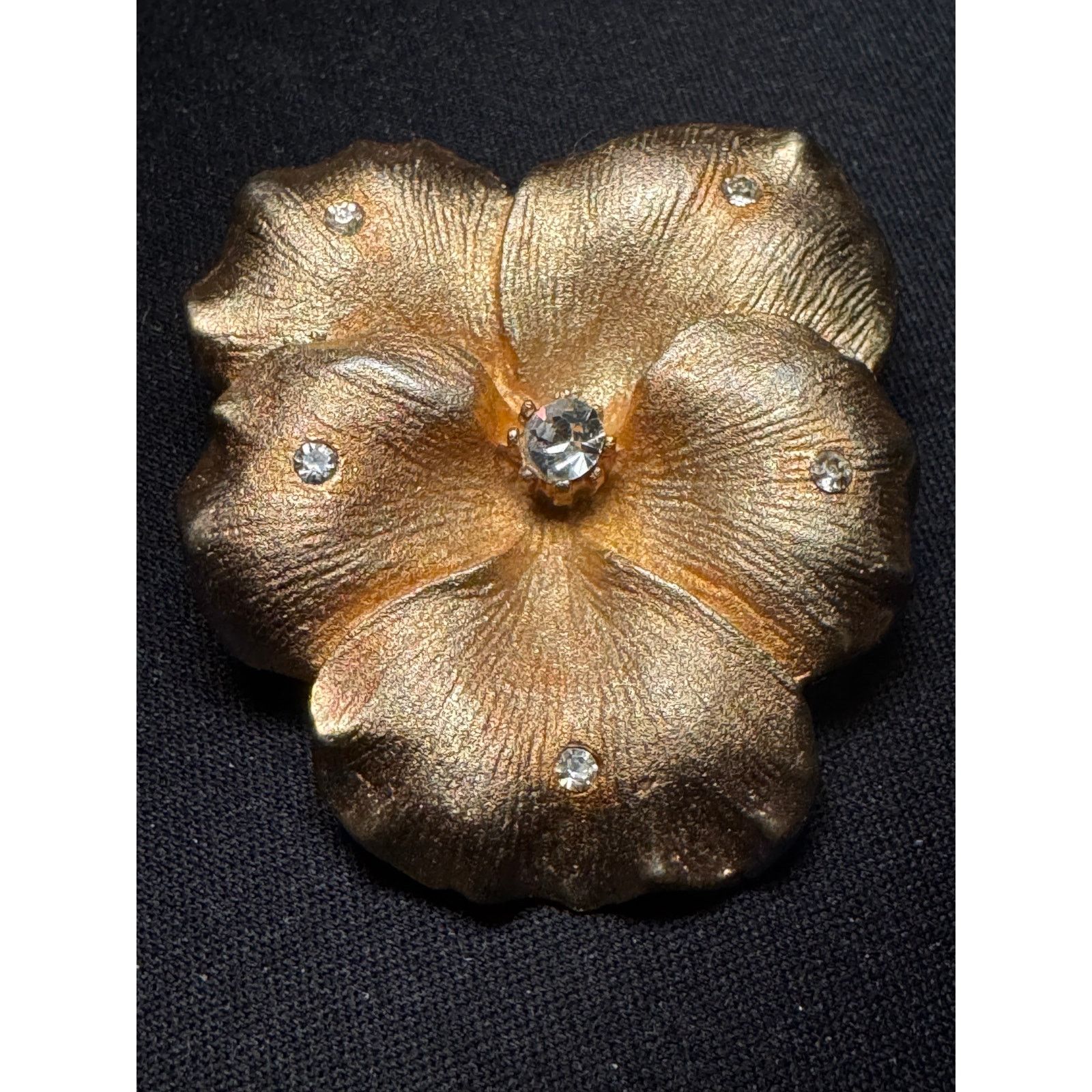 Other Vintage Large Pansy Coro Brooch with Rhinestones Size ONE SIZE - 1 Thumbnail