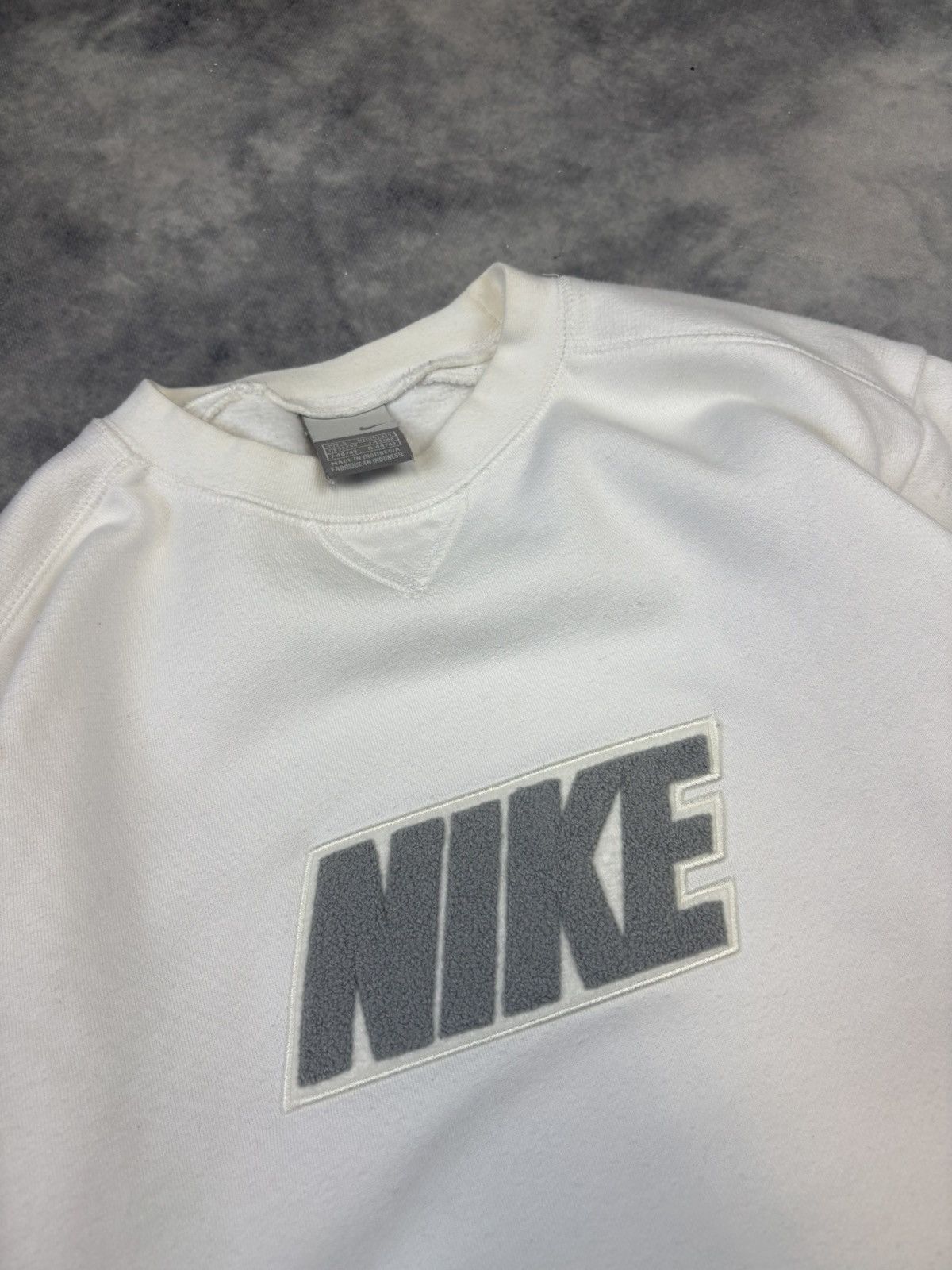Nike Vintage Nike Spellout Logo Swoosh Crewneck Sweatshirt y2k Size US S / EU 44-46 / 1 - 2 Thumbnail