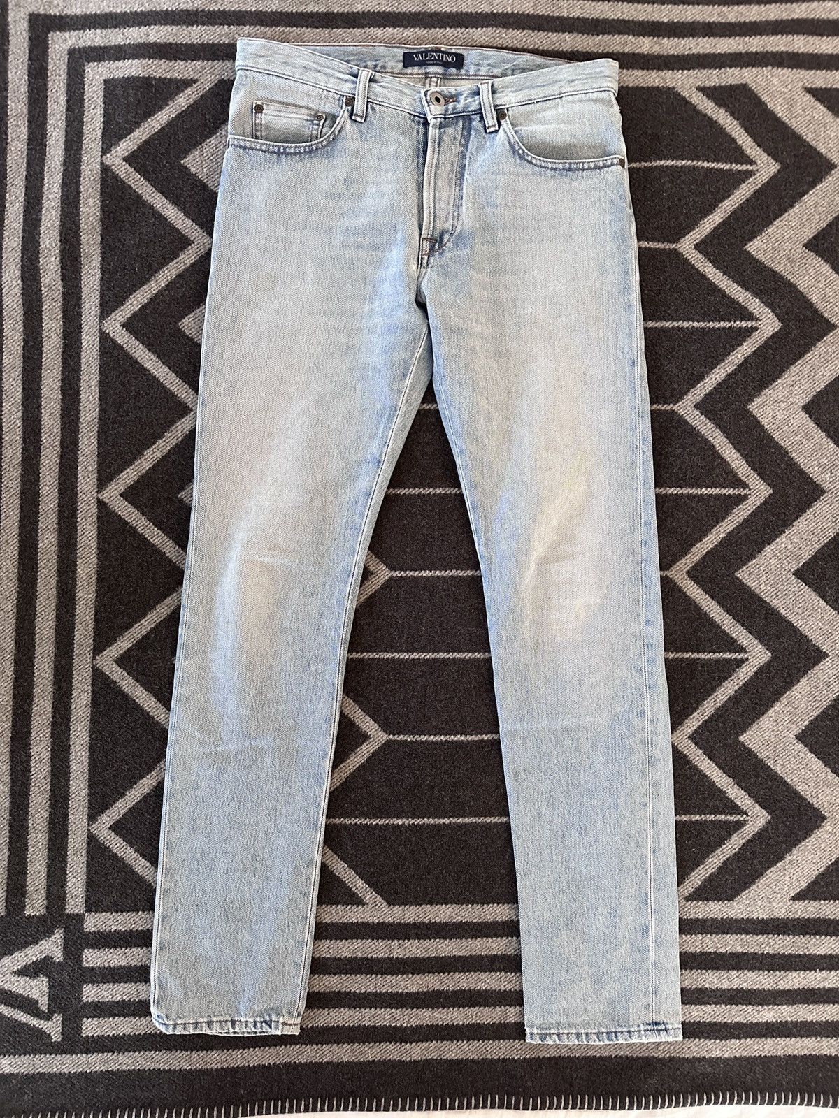 Valentino Valentino blue light wash straight men’s jeans Size US 28 / EU 44 - 1 Thumbnail