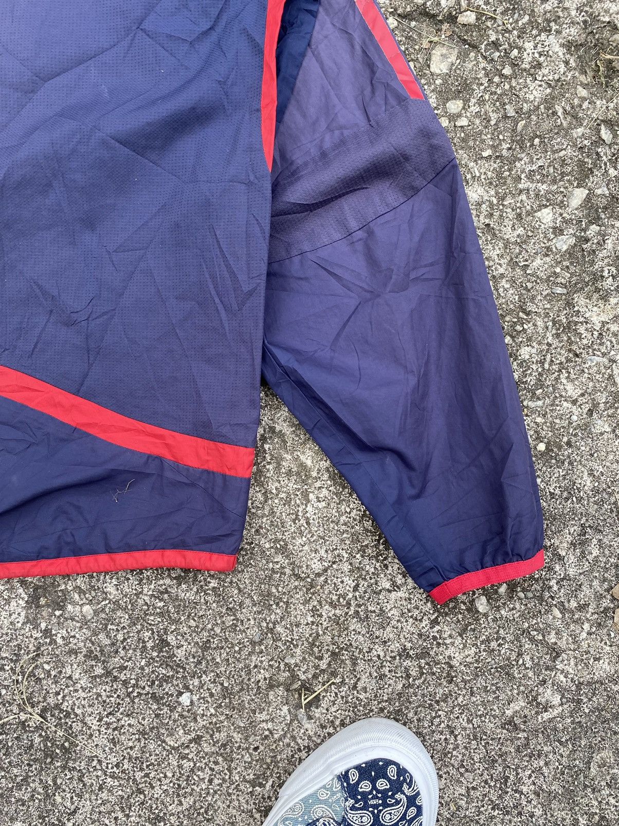 Adidas Vintage Adidas Pullover Windbreaker Size US L / EU 52-54 / 3 - 13 Thumbnail