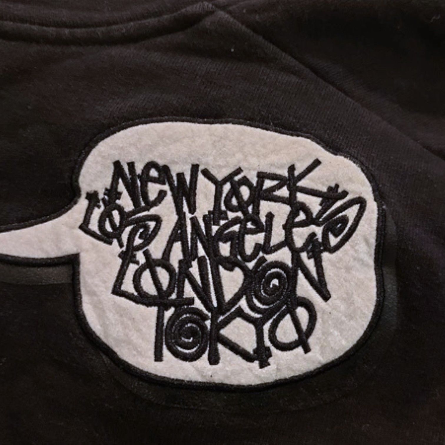 Stussy Stussy 8 Ball Beach Shell “Greyscale” Size US M / EU 48-50 / 2 - 5 Thumbnail