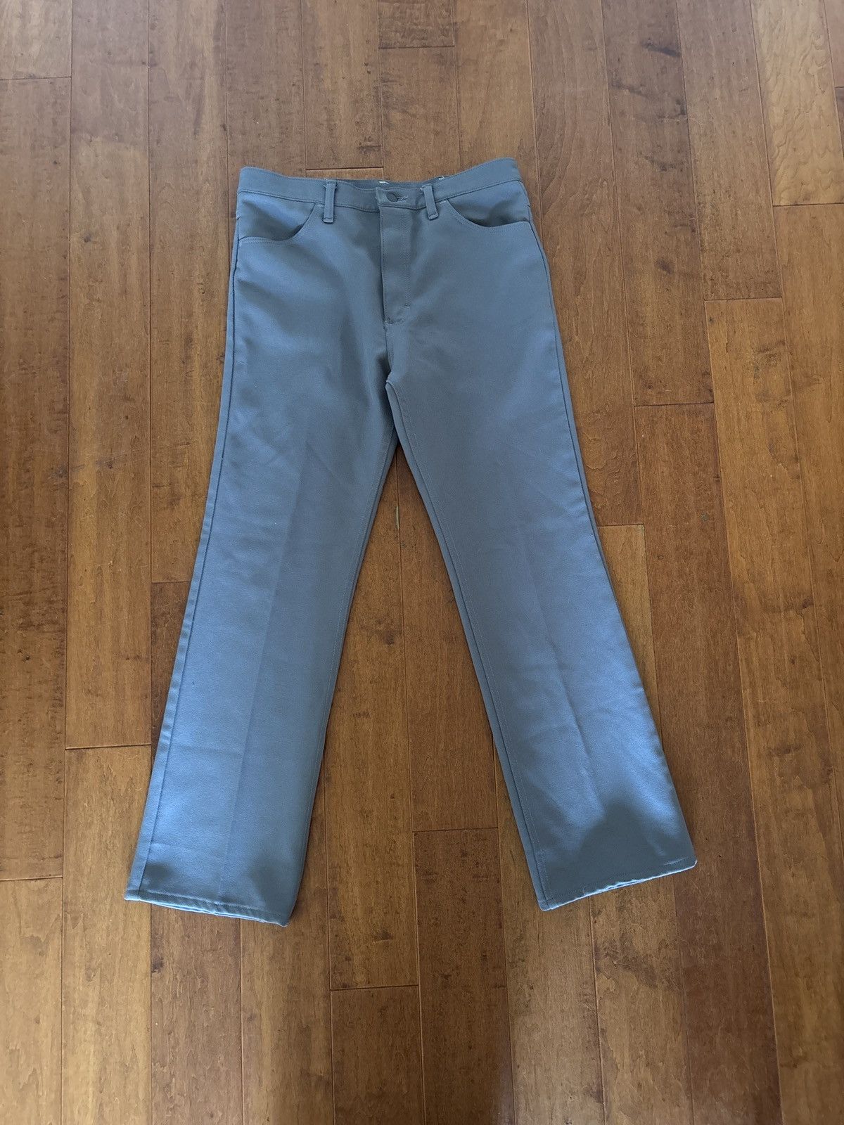 Wrangler gray wrangler Size US 32 / EU 48 - 1 Thumbnail