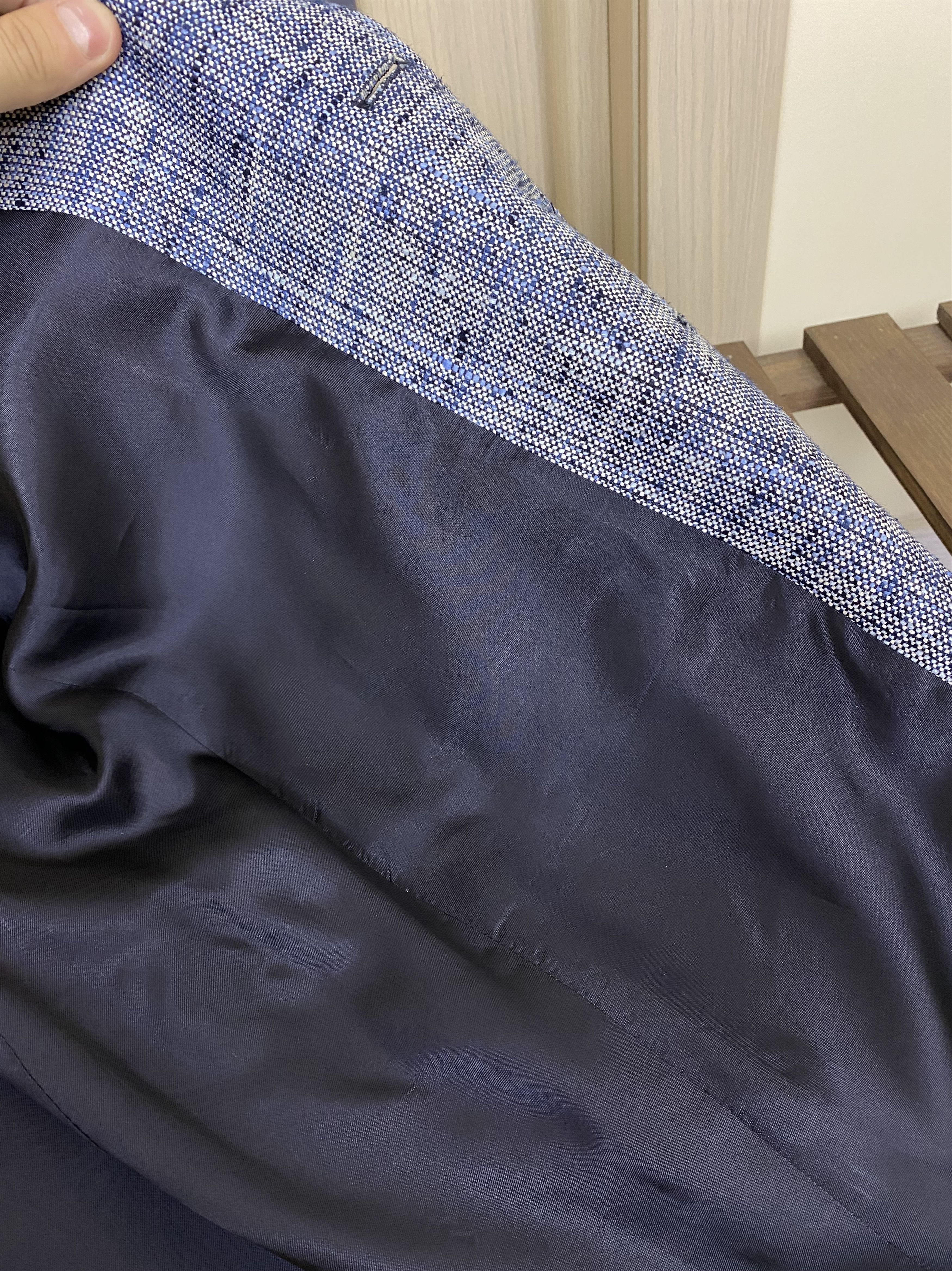 Malo Rare Malo mens Silk and linen blazer jacket size 50 Size 50R - 16 Thumbnail