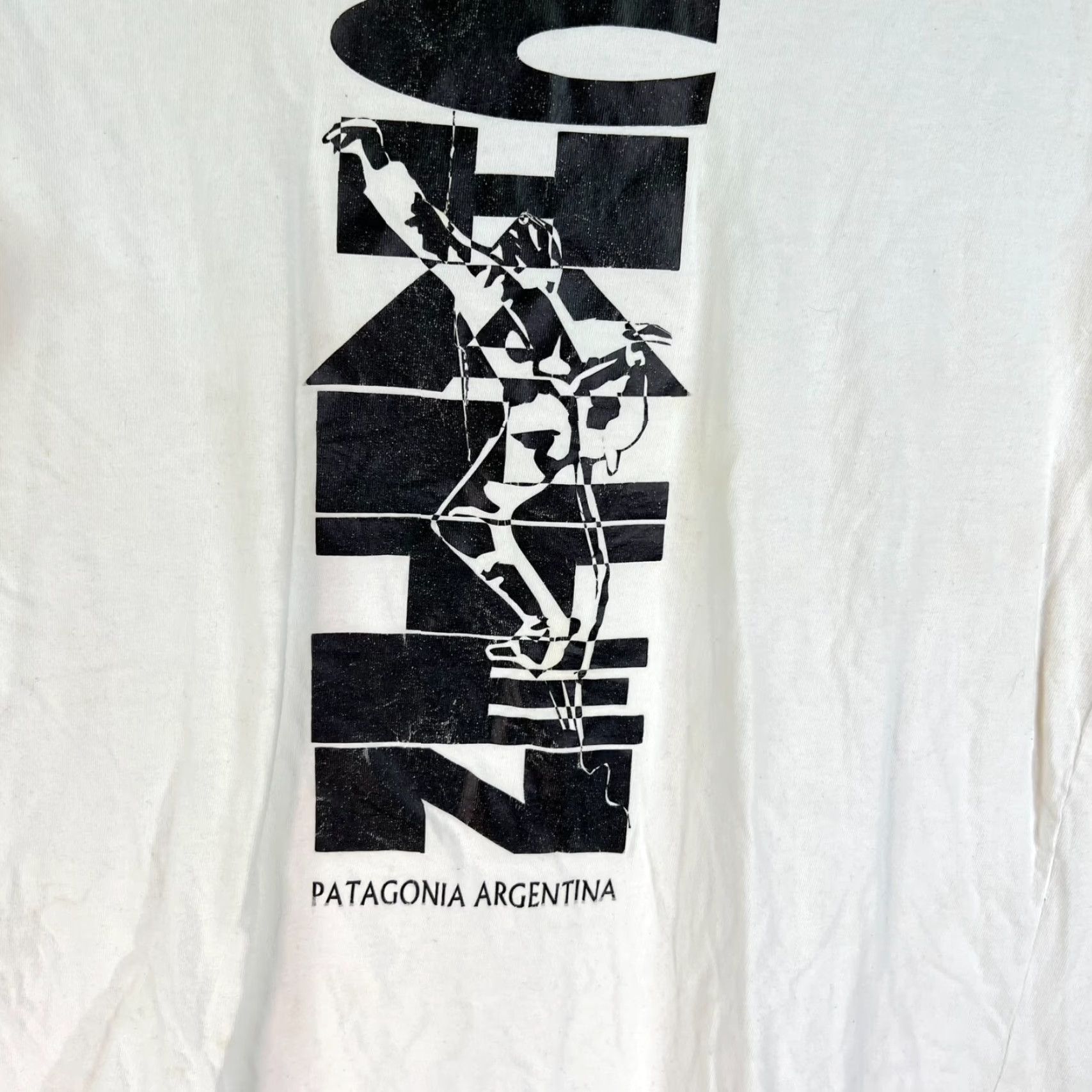 Patagonia VINTAGE Patagonia Argentina Graphic T Shirt Adult L White Narocca Tag Size US L / EU 52-54 / 3 - 2 Thumbnail