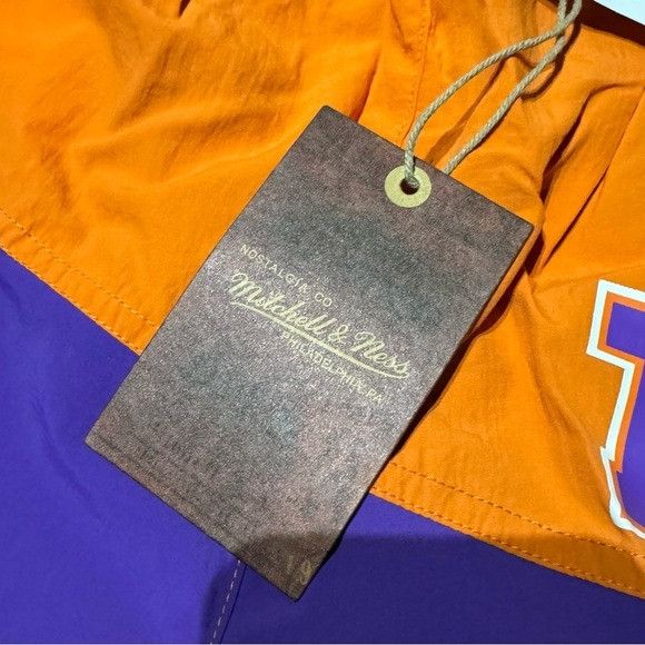 Mitchell & Ness NWT MITCHELL & NESS NCAA NYLON UTILITY CLEMSON TIGERS SHORTS Size US 36 / EU 52 - 3 Thumbnail