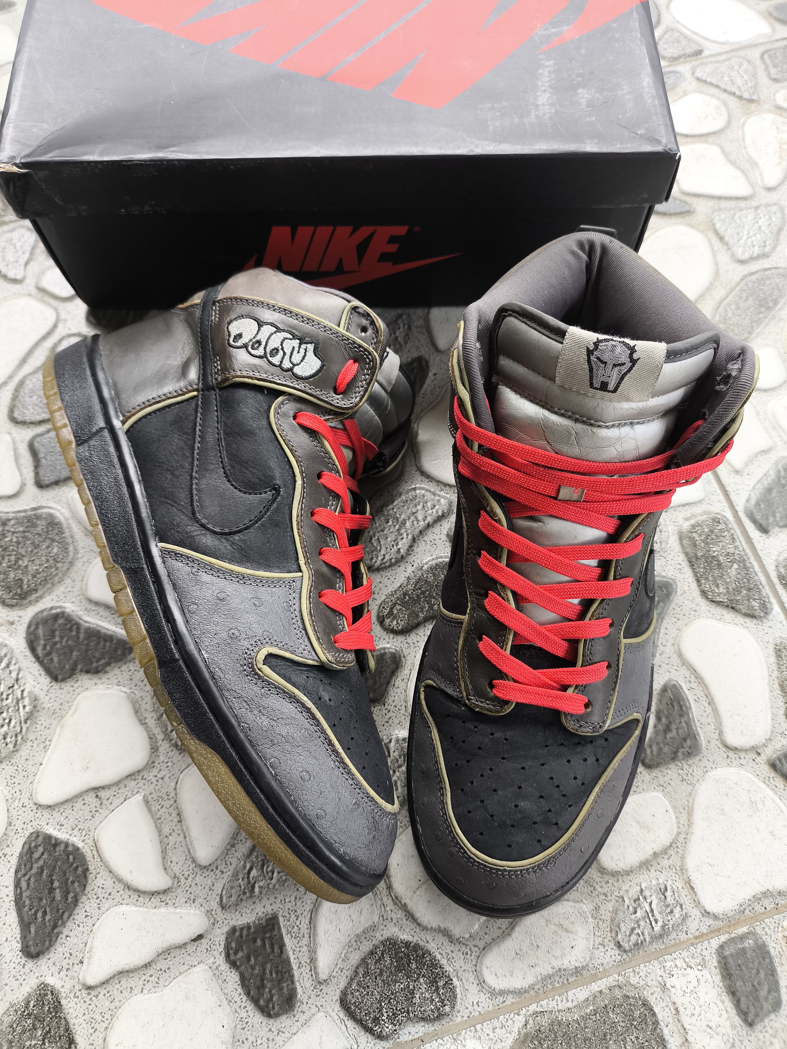 Nike SB Dunk High Doom ❌ Sold ❌ Size US 9.5 / EU 42-43 - 1 Thumbnail
