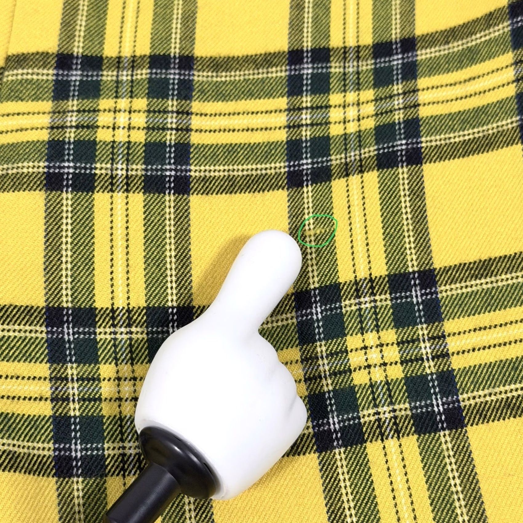 Vintage Purrr Melrose Pants Women's 90s Yellow Plaid Back-Zip Slimming Elastic Waist Casual Workwear Straight Inseam 23.75" Size 24 Regular Size 42" / US 20 - 4 Thumbnail