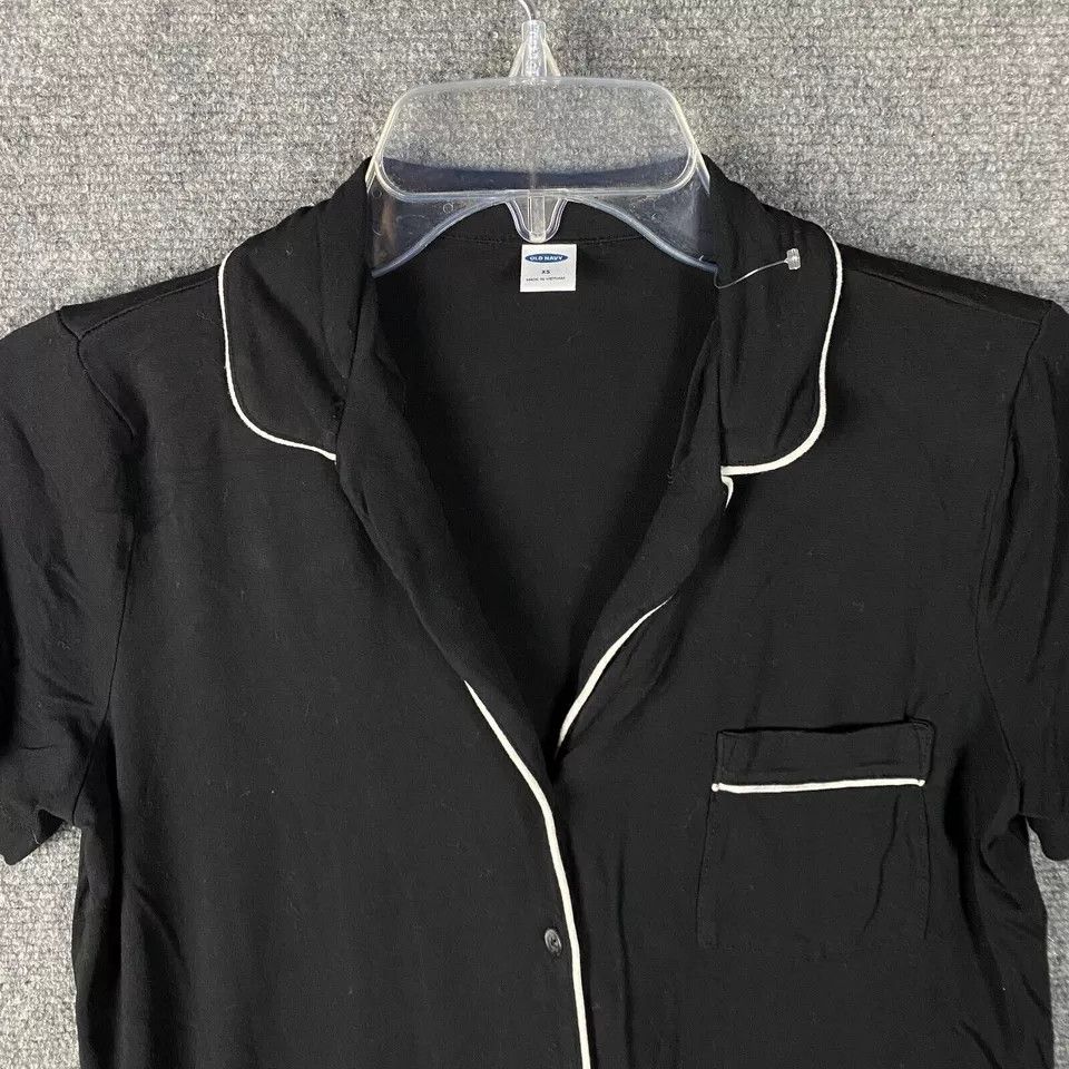 Old Navy Old Navy Pajama Top Women's XS Button Up Short Sleeve Black Size XS / US 0-2 / IT 36-38 - 2 Thumbnail