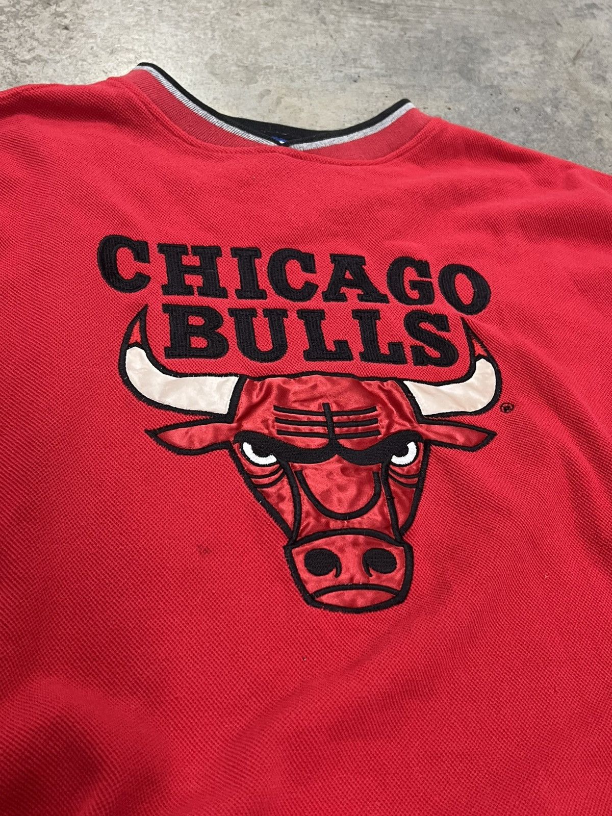 Starter Vintage 90s Starter Chicago Bulls crewneck Size US XL / EU 56 / 4 - 2 Thumbnail