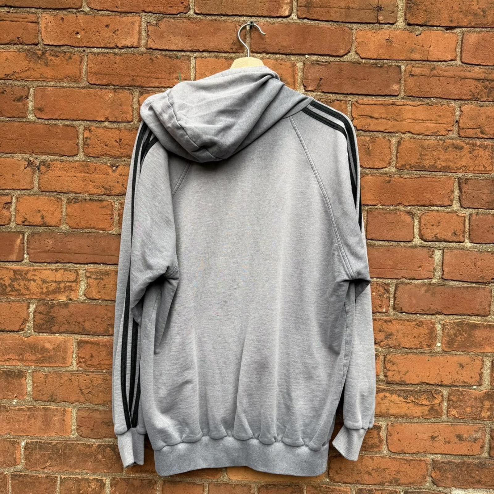 Adidas Vintage adidas striped sleeves hoodie par priva sport L Size US L / EU 52-54 / 3 - 4 Thumbnail